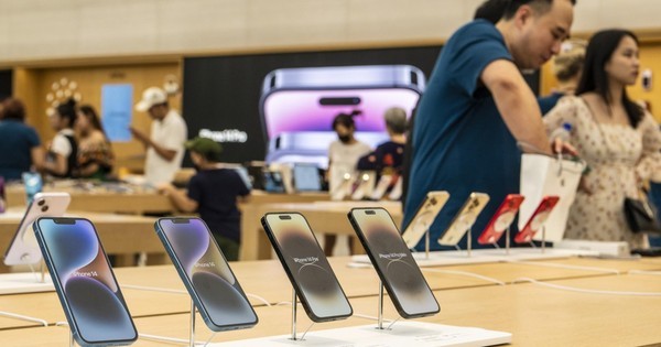 
iPhone 14 series bán tại Việt Nam trễ hơn 1 tháng so với các thị trường nhóm đầu
