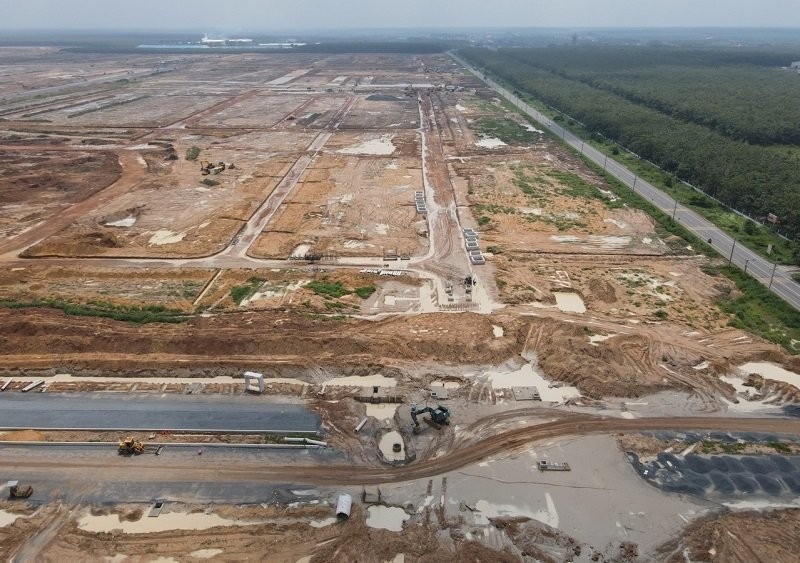 
Đẩy nhanh tiến độ thi công dự án sân bay Long Thành.
