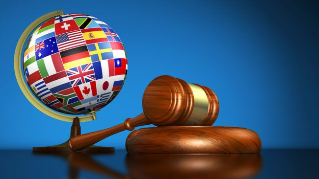 
Luật quốc tế là một hệ thống những nguyên tắc, những quy phạm pháp luật, các cơ sở&nbsp;pháp lý được xây dựng dựa trên cơ sở tự nguyện và bình đẳng. Ảnh minh hoạ
