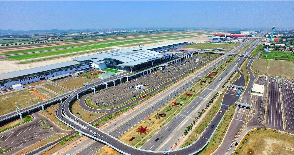 
Cảng hàng không quốc tế Nội Bài.
