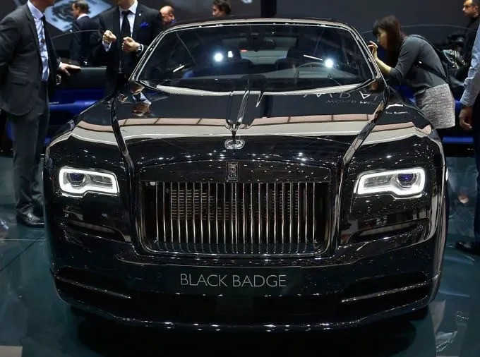 
Chiếc Rolls-Royce Black Badge Wraith mà Bendtner muốn có.
