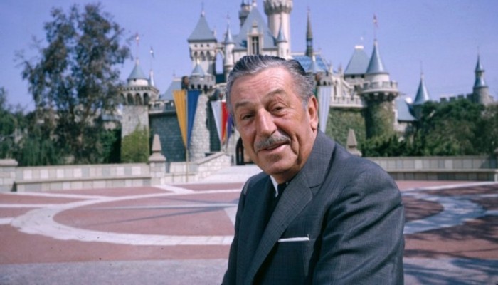 

Walt Disney được biết đến như một nhà sáng tạo cực kỳ thành công với vai trò là một nhà làm phim hoạt hình
