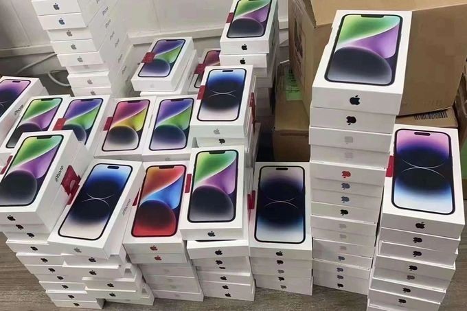 
iPhone 14 chính hãng sẽ được bán tại Việt Nam bắt đầu từ ngày 14/10 và cho đặt hàng trước từ ngày 7/10
