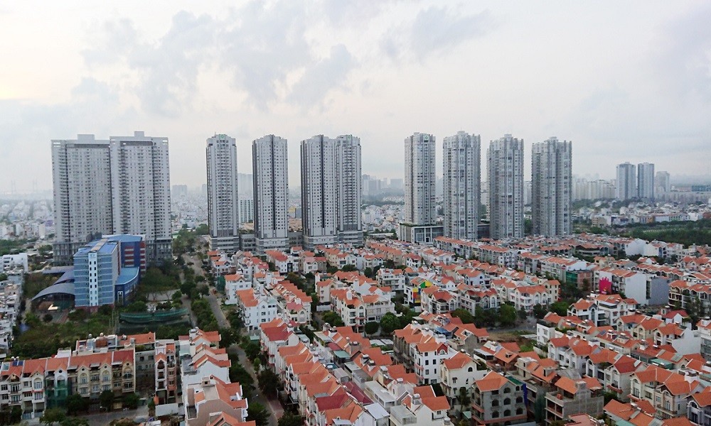 Các chủ đầu tư, người mua nhà và nhà đầu tư thứ cấp đang gặp nhiều khó khăn khi tiếp cận nguồn vốn.