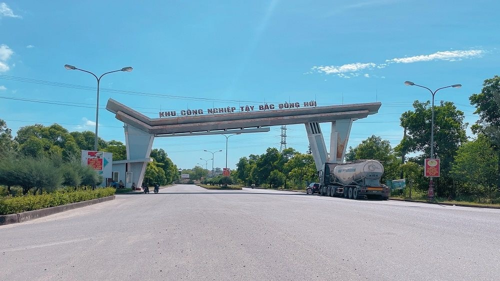 Trong thời gian tới, tỉnh Quảng Bình sẽ xây dựng kế hoạch xúc tiến, thu hút đầu tư phù hợp với quy hoạch các khu công nghiệp.