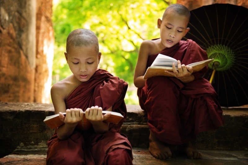 Câu nói này không nói đến người nào làm việc tốt hay làm việc tốt trong điều kiện như thế nào