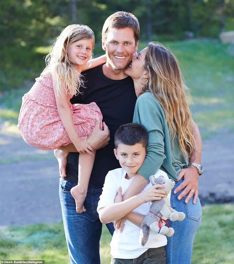 
Gia đình hạnh phúc của Tom Brady
