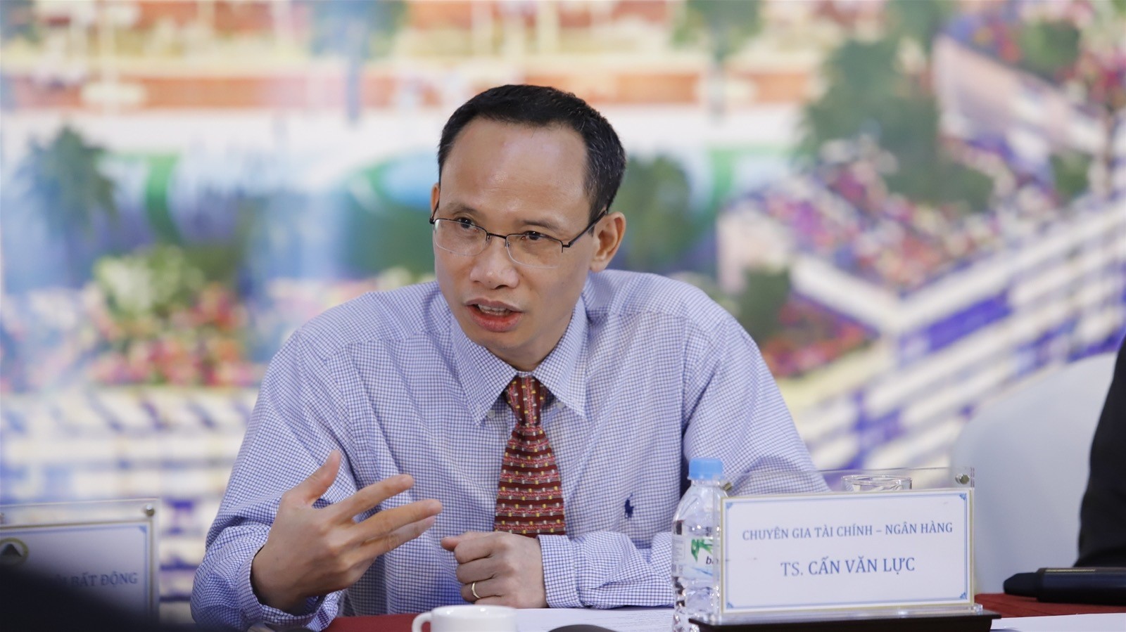 
TS.Cấn Văn Lực, chuyên gia kinh tế.
