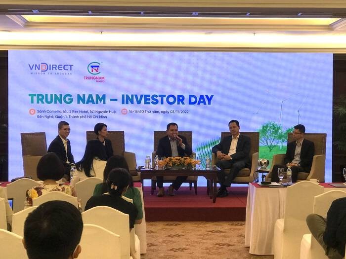 
Ông Nguyễn Tâm Tiến - CEO Trung Nam Group cho biết việc EVN dừng huy động 172 MW công suất dự án điện mặt trời Trung Nam Thuận Nam có ảnh hưởng đến hoạt động của Tập đoàn
