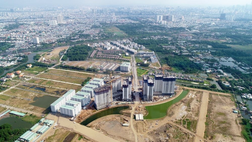 


Hiện tại, các tập đoàn cũng như doanh nghiệp, nhà đầu tư bất động sản đang gặp không ít khó khăn.
