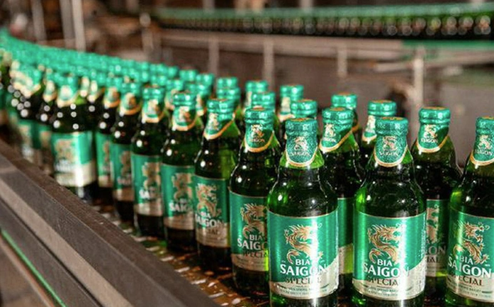 
Trong 3 quý đầu năm, Sabeco đã ghi nhận 3 lần tăng giá bia nhưng sản lượng tiêu thụ vẫn không hề sụt giảm
