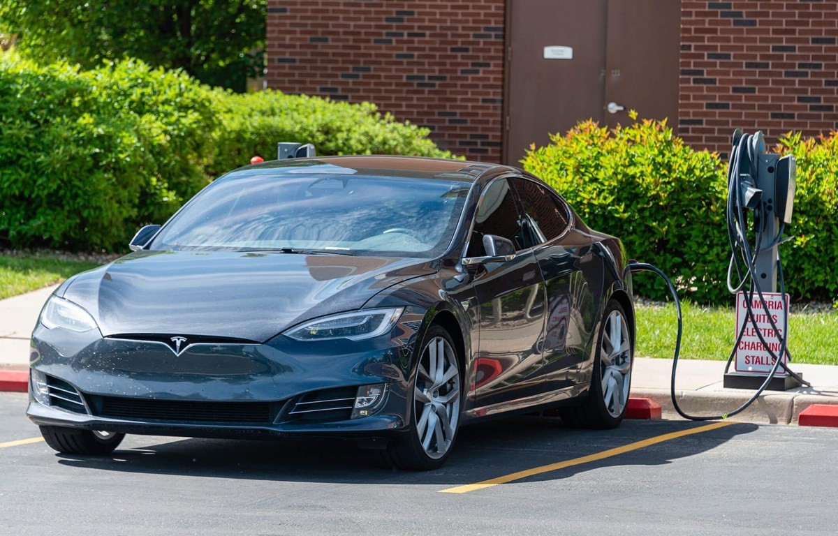 
Tesla trở thành một trong những nhà sản xuất ô tô thu về khoản lợi cao nhất trên toàn cầu
