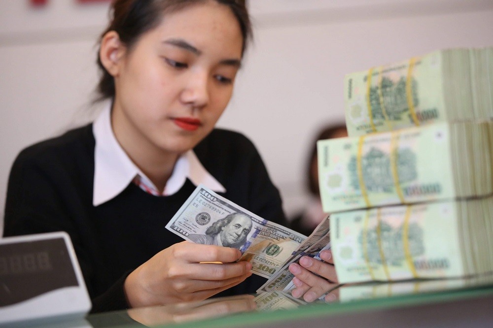 Trên thị trường liên ngân hàng, tỷ giá cũng có dấu hiệu “hạ nhiệt”.
