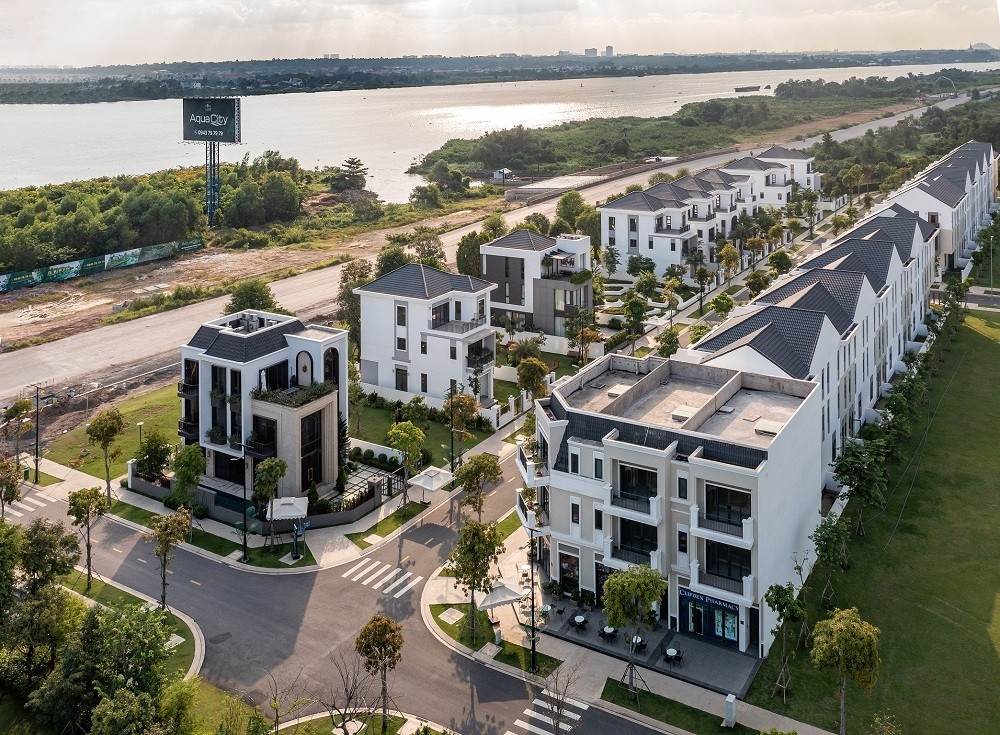 
Tỷ lệ hấp thụ nhà phố, biệt thự ở TP Hồ Chí Minh đang ở mức thấp vì người mua khó tiếp cận với nguồn vốn vay
