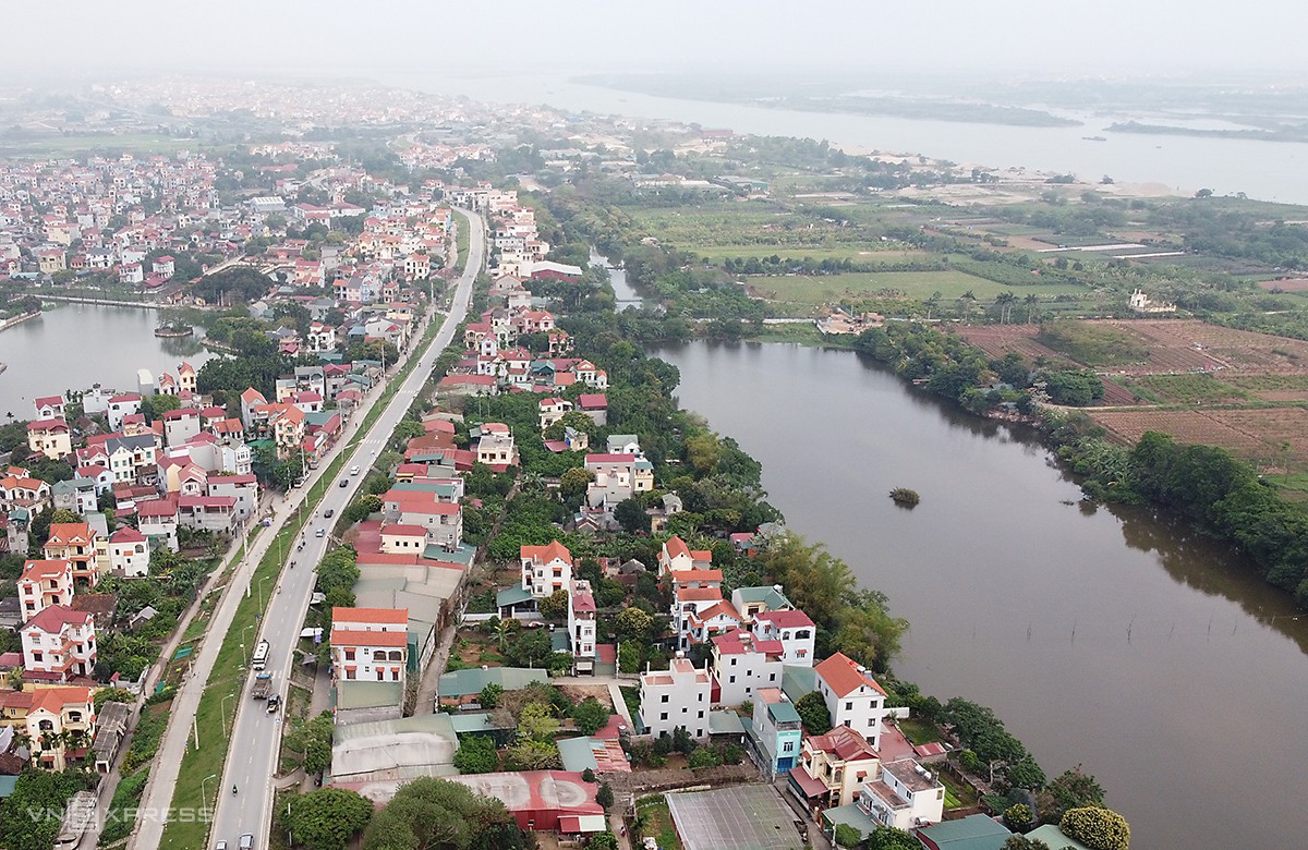 
Sau nhiều năm chờ đợi, quy hoạch phân khu sông Hồng đã được UBND TP Hà Nội phê duyệt vào tháng 4/2022.
