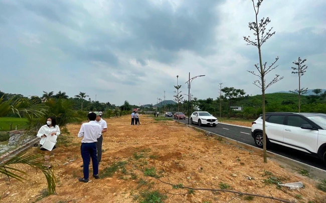 
Hiện tượng bất động sản thanh lý phát mại bán đi bán lại xuất hiện nhiều lần trên thị trường
