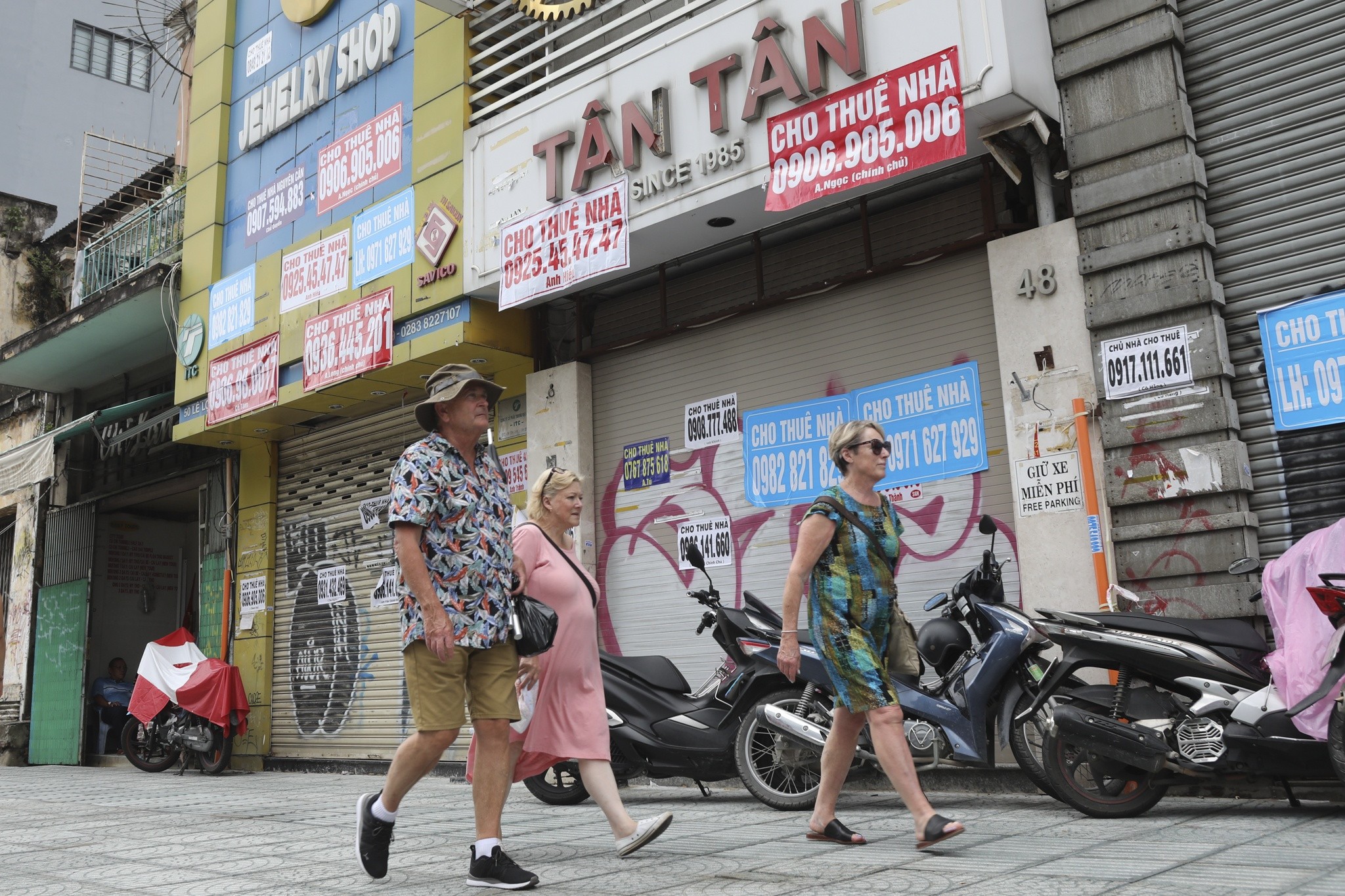 
Thị trường mặt bằng bán lẻ TP Hồ Chí Minh đang có nhiều diễn biến tích cực
