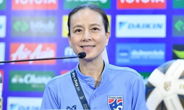 
Ngoài những thành công trong lĩnh vực kinh doanh, Madam Pang còn được mệnh danh là người đàn bà thép của bóng đá Thái Lan
