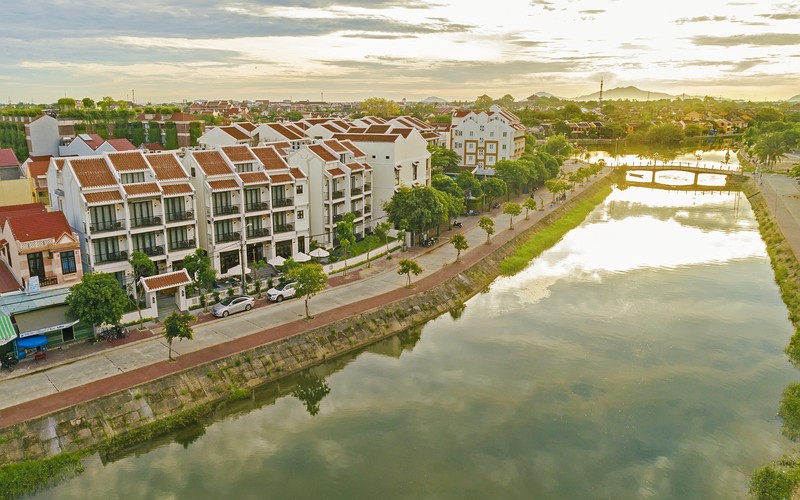 
Nhiều khách sạn và villa trong thành phố Hội An cũng được chào bán
