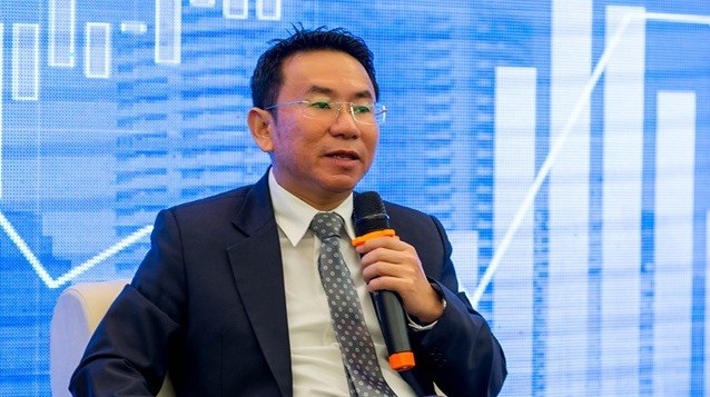 
Giám đốc cấp cao Chứng khoán KIS Việt Nam - Ông Trương Hiền Phương cho rằng, doanh nghiệp phải tự cứu lấy mình

