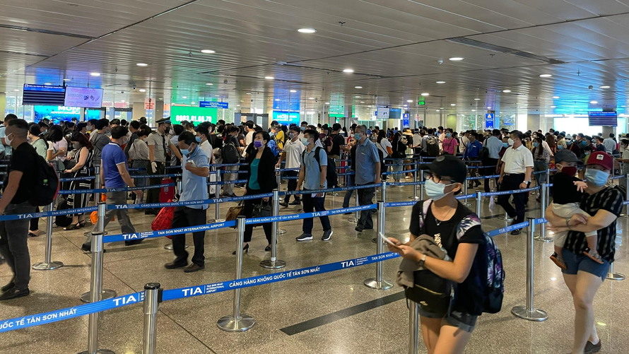 
Cảng hàng không quốc tế Tân Sơn Nhất (TP Hồ Chí Minh) được đề xuất tăng chuyến nhằm phục vụ nhu cầu đi lại trong dịp cao điểm Tết.

