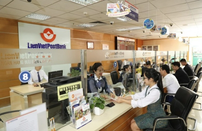 
Thời điểm hiện tại, LienVietPostBank là một trong số những ngân hàng thương mại cổ phần sở hữu mạng lưới lớn nhất trên cả nước với hơn 1000 điểm giao dịch trên phạm vi toàn quốc
