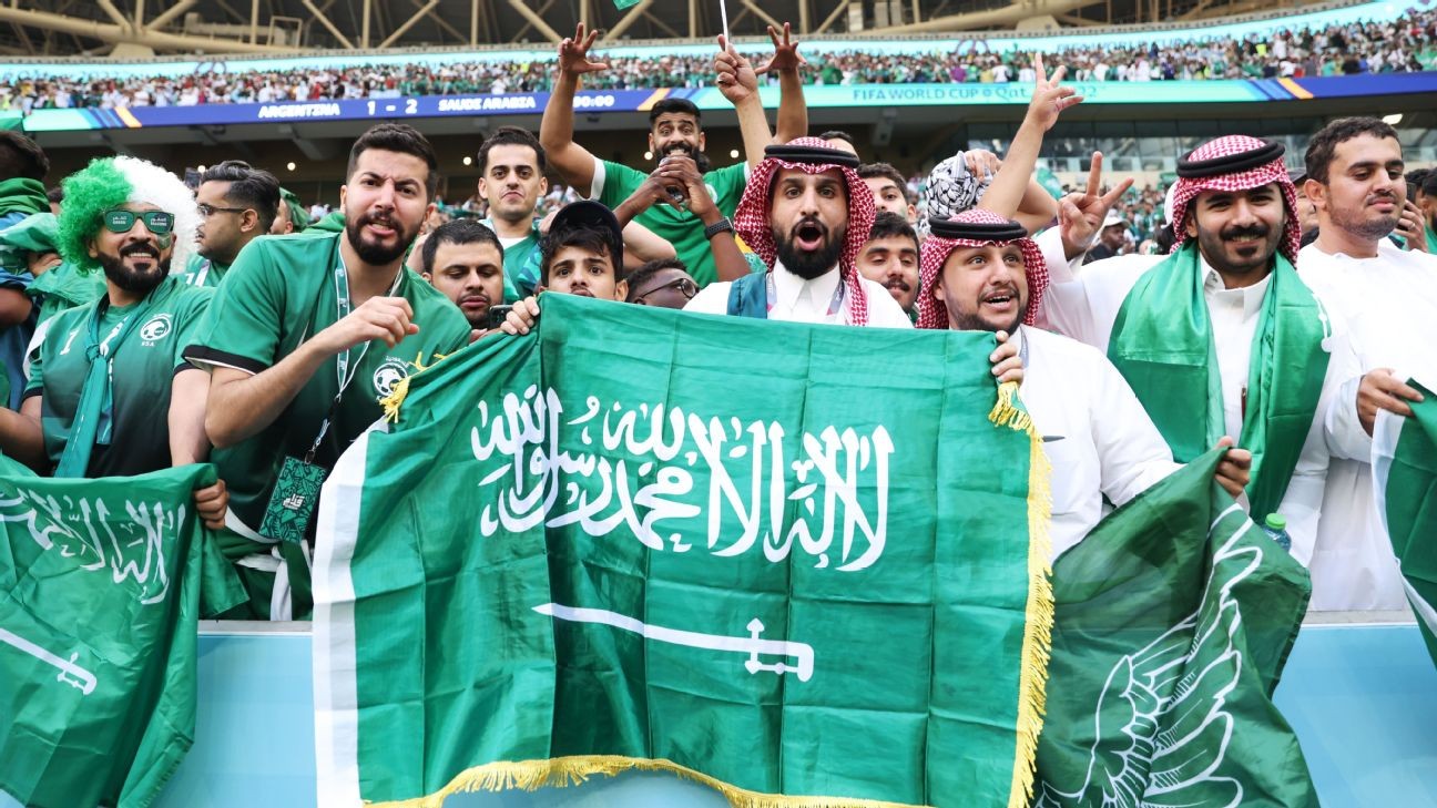 
Các fan Saudi Arabia xuất hiện nhiều nhất tại World Cup 2022 và chắc chắn họ cũng góp một phần lớn vào tổng thu của Qatar
