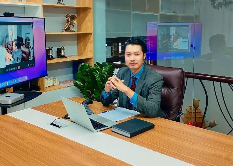 
Luật sư&nbsp;Nguyễn Đoàn (Công ty Luật TNHH Hệ thống dịch vụ pháp lý toàn quốc - Luật sư X).
