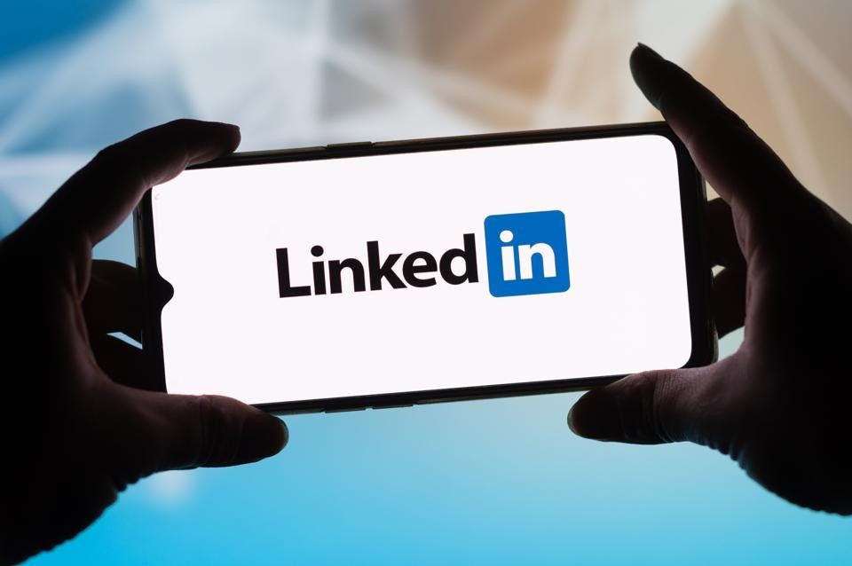 
LinkedIn là một trong những nền tảng tìm việc và tuyển dụng nhân sự phổ biến nhất hiện nay nhưng không phải ai cũng biết cách sử dụng nền tảng này. Ảnh minh họa
