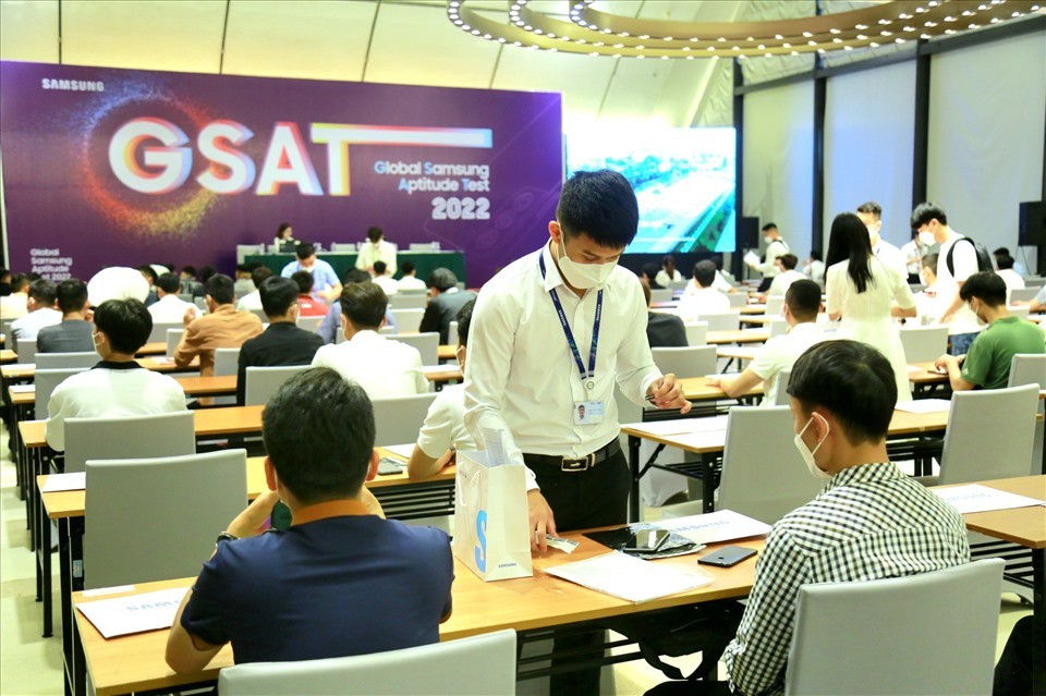 GSAT là viết tắt của cụm từ Global Samsung Aptitude Test, đây là kì thi kiểm tra năng lực đối với những ứng viên ứng tuyển vào tập đoàn Samsung khi mới tốt nghiệp Đại học . Ảnh minh họa