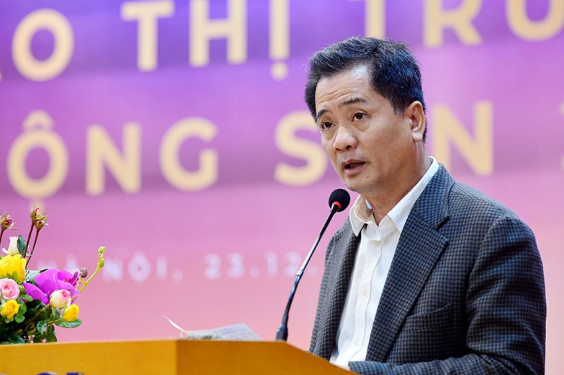 
Ông Nguyễn Văn Đính phát biểu tại "Diễn đàn dự báo thị trường bất động sản 2023"
