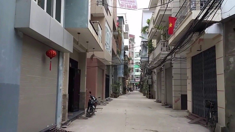 
Nhà ở xây sẵn tại Hà Nội có giá bán lên tới vài trăm triệu đồng/m2
