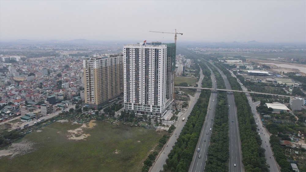 
Cuối năm 2022, nhiều dự án mở bán với giá cao khiến mặt bằng chung giá căn hộ tại TP Hồ Chí Minh tăng theo.

