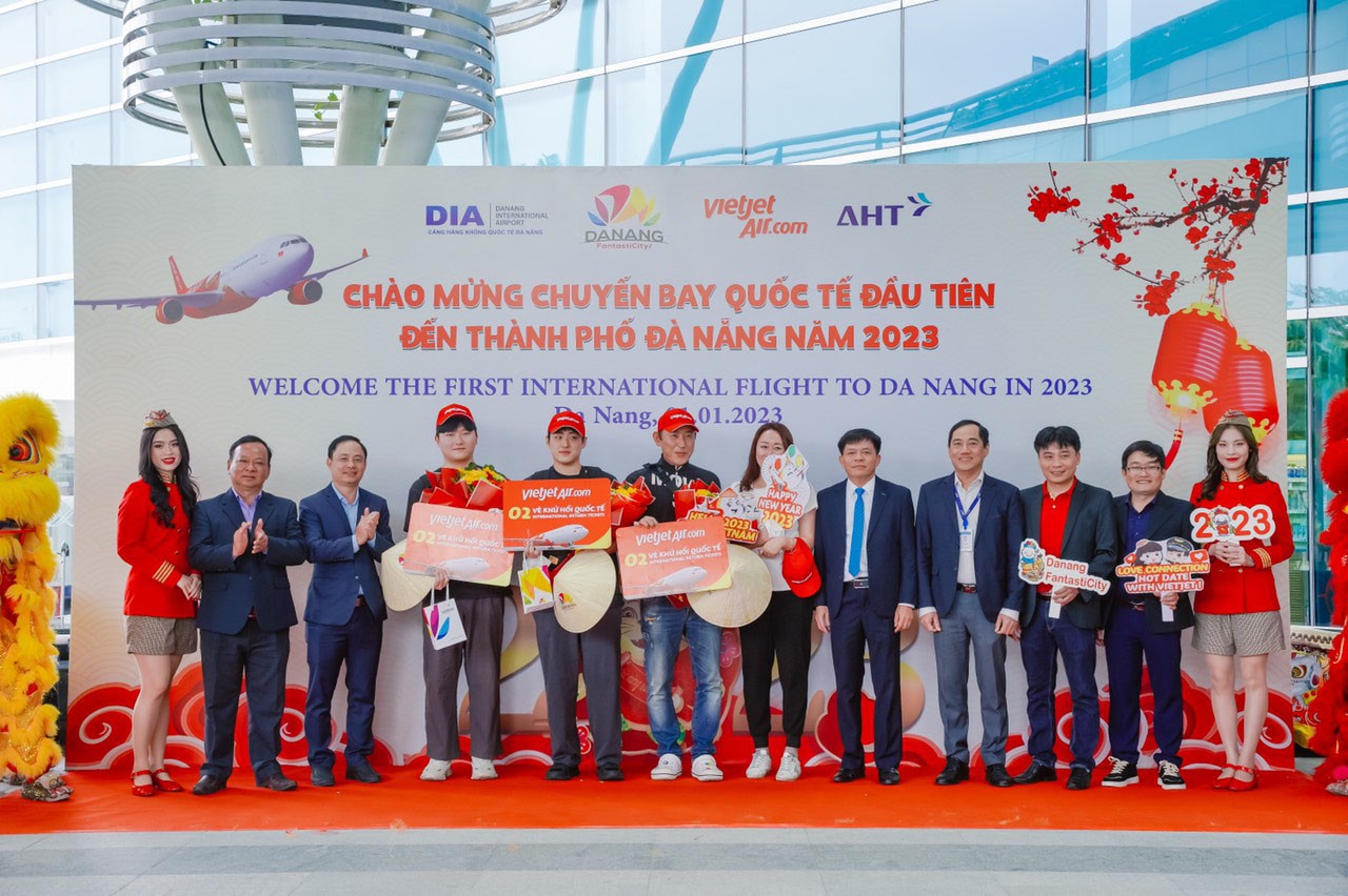 
Dự báo trong năm 2023, thị trường quốc tế của ngành hàng không Việt Nam sẽ có sự hồi phục mạnh mẽ.
