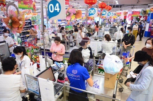 Cũng trong năm 2022, mặc dù tăng trưởng không quá nhiều so với năm 2021 nhưng bởi doanh thu của WMC giảm nên Saigon Co.op lấy lại vị trí dẫn đầu của mình