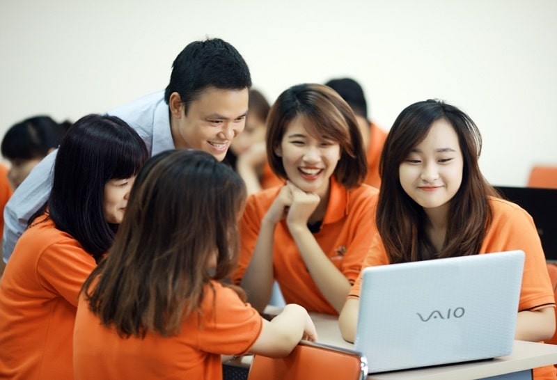 Phát tờ rơi được xem là một công việc không đòi hỏi quá nhiều yêu cầu ở người làm.