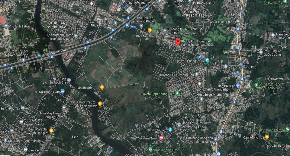 
Dự án KCN Phong Phú nằm trên mặt tiền đường Nguyễn Văn Linh, liền kề với Khu đô thị Phú Mỹ Hưng, nằm ngay góc đường Trịnh Quang Nghị và Nguyễn Văn Linh. Ảnh: Google maps.
