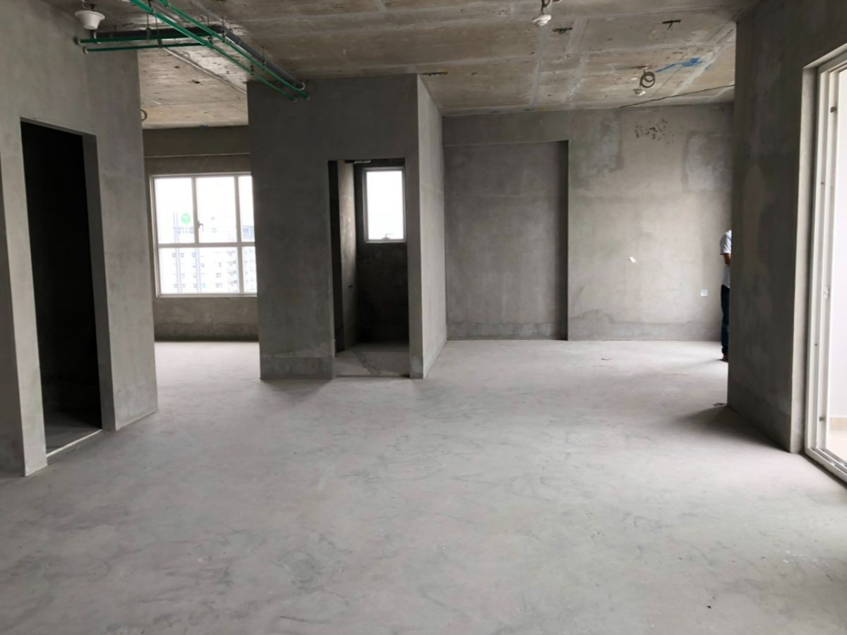 
Căn hộ thô bao gồm có những phần lõi thiết yếu của một loại hình căn hộ chung cư chuẩn nhưng không có phần hoàn thiện
