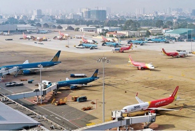 
Sân bay Mộc Châu được Bộ Giao thông Vận tải đánh giá cơ bản khả thi về bố trí trên mặt đất; vùng trời; phương thức bay để khai thác hàng không dân dụng. Ảnh minh họa.

