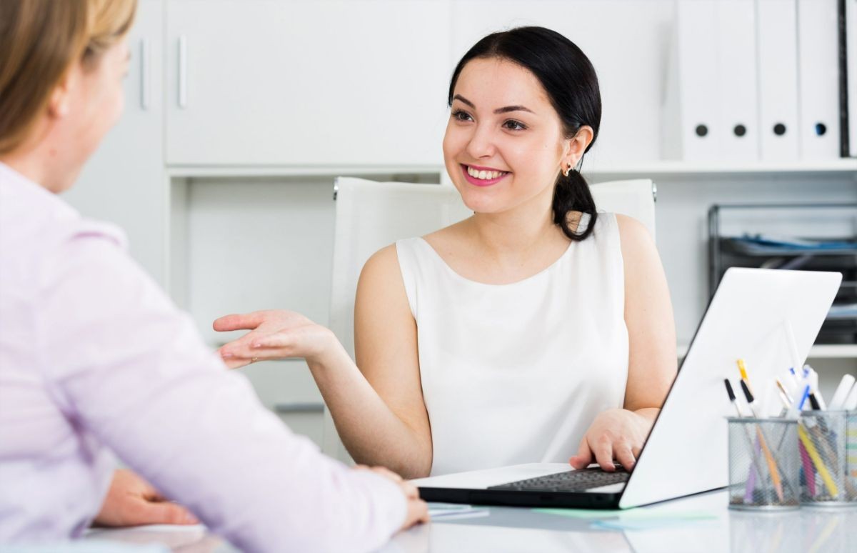 Khách hàng cần phải liên hệ được với người bán bất cứ khi nào