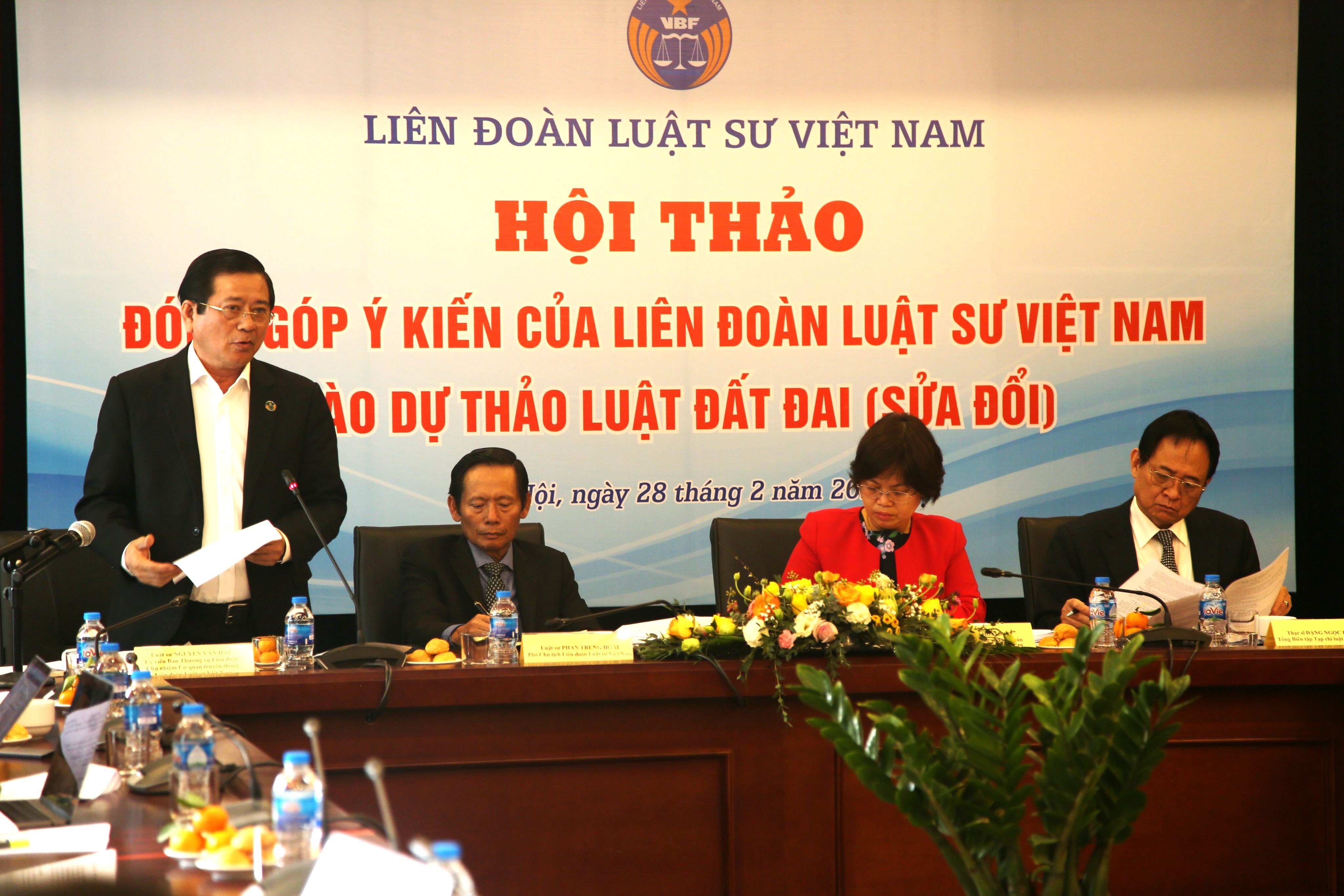 
Luật sư Nguyễn Văn Hậu phát biểu tại Hội thảo
