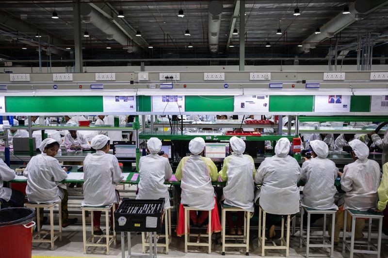 
Nhiều công ty Mỹ đang xây dựng kế hoạch chuyển chuỗi sản xuất sang Việt Nam
