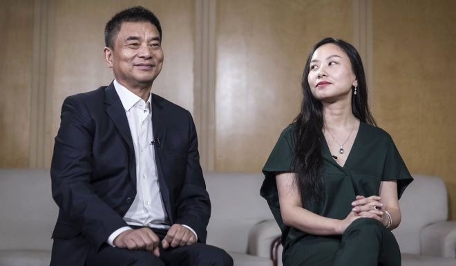 
Được biết, đến tháng tháng 5/2013, ông Liu đã từ chức chủ tịch New Hope Group; sau đó, người đàn ông này đã để con gái của mình lên nắm quyền lãnh đạo
