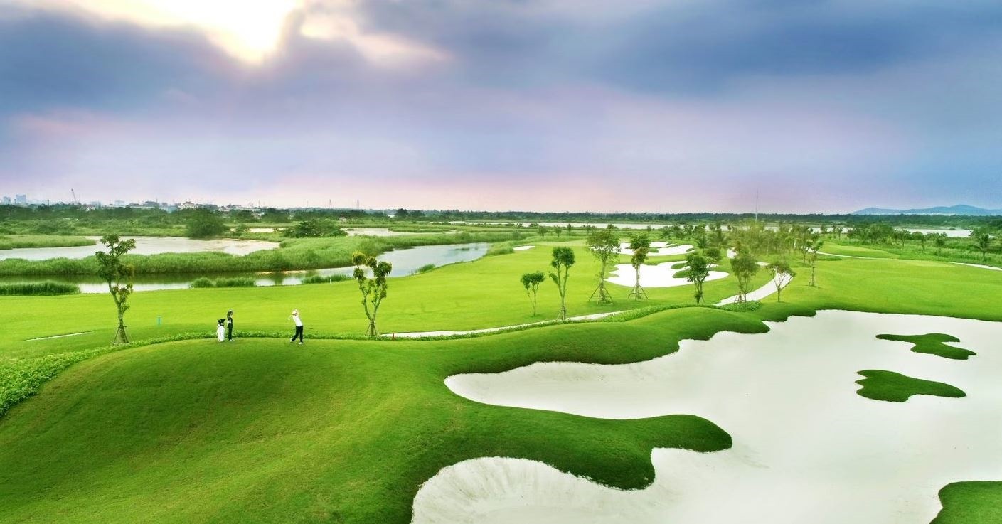 
Dự án sân golf tại xã Quảng Nham, huyện Quảng Xương, tỉnh Thanh Hóa có tổng diện tích sử dụng đất khoảng 72,56 ha với mức đầu tư khoảng 1.636 tỷ đồng. Ảnh minh họa.
