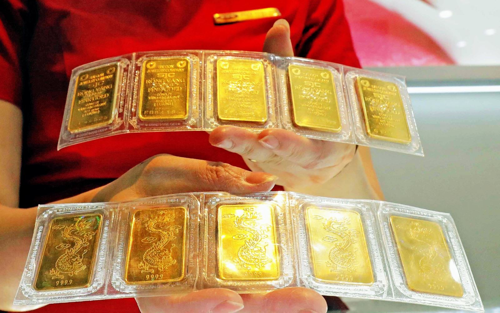 
Vàng trong nước giao dịch quanh mốc 67,3 triệu đồng/lượng
