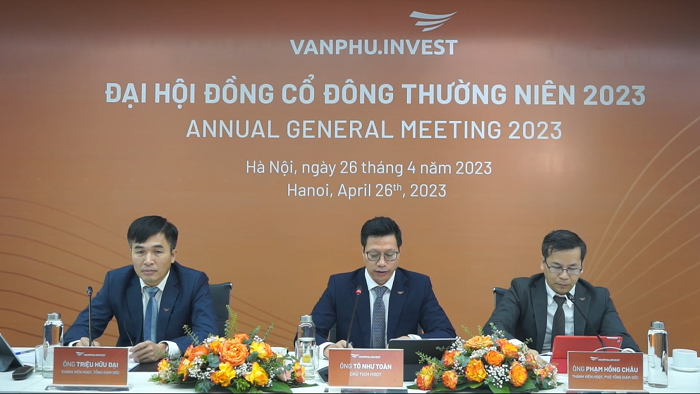 
Sáng ngày 26/4, Công ty Cổ phần Văn Phú – Invest (Mã: VPI) đã tổ chức ĐHCĐ thường niên năm 2023 với hình thức trực tuyến
