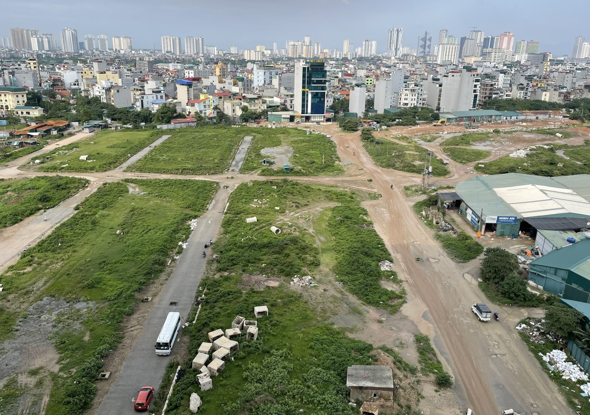 
Nghị định 10 được Thủ tướng ký duyệt là văn bản đầu tiên, đã tác động trực diện vào những điểm nghẽn về pháp lý, giải quyết khó khăn của phân khúc bất động sản du lịch, nghỉ dưỡng đồng thời lấy lại niềm tin của nhà đầu tư.&nbsp;
