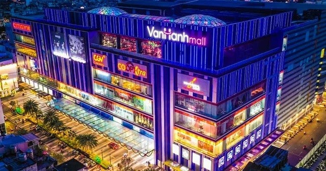 
Tập đoàn KIDO (mã chứng khoán: KDC) mới đây đã thông báo sắp khai trương Vạn Hạnh Mall mới ở Hùng Vương Plaza tại vị trí 126 Hồng Bàng, Phường 12, Quận 5, TP. Hồ Chí Minh
