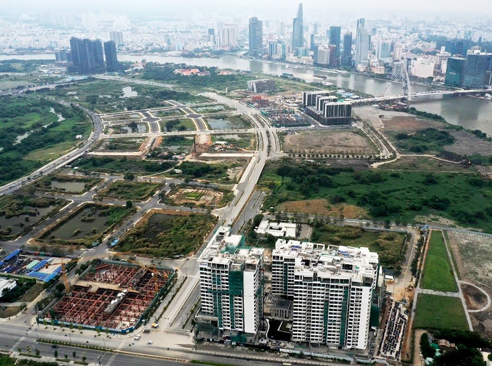 
Sở Tài nguyên và Môi trường TP Hồ Chí Minh tạm dừng giải quyết vướng mắc cho 8 dự án bất động sản.
