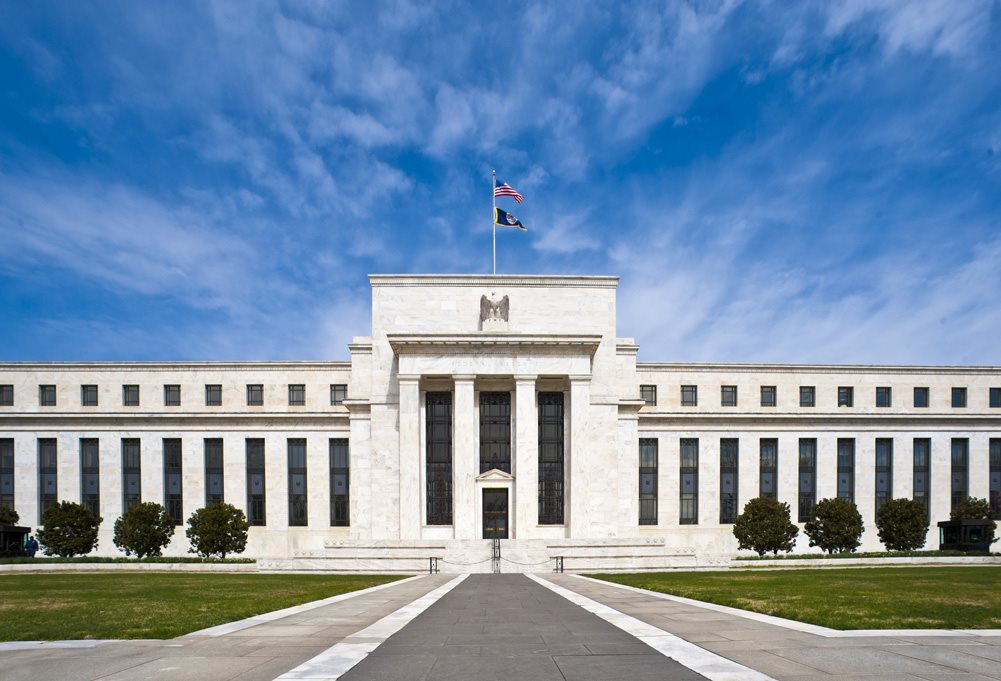
Nhiều dự báo về lãi suất điều hành của Fed trong cuộc họp sắp tới 14/6.

